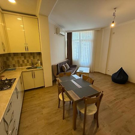 Apartment On Melikishvili 51 Batumi Bagian luar foto